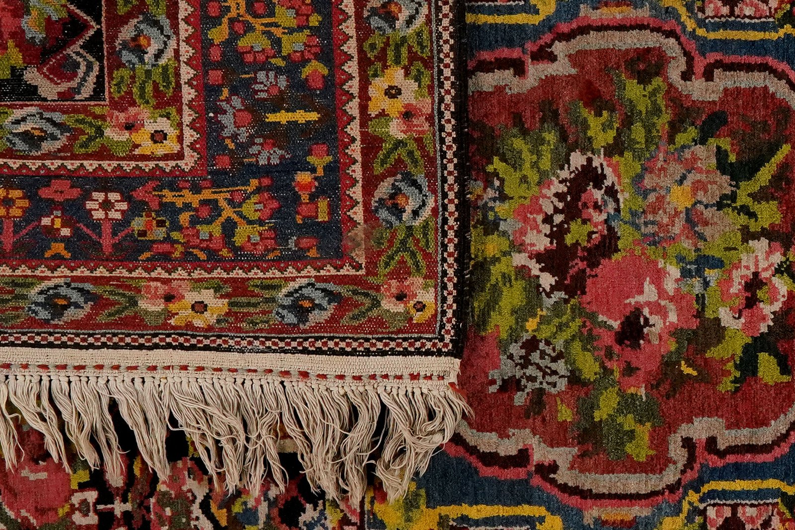 Bakhtiar — Hand-knotted, 145x217 cm, Blue, 100% Virgin Wool | View 6