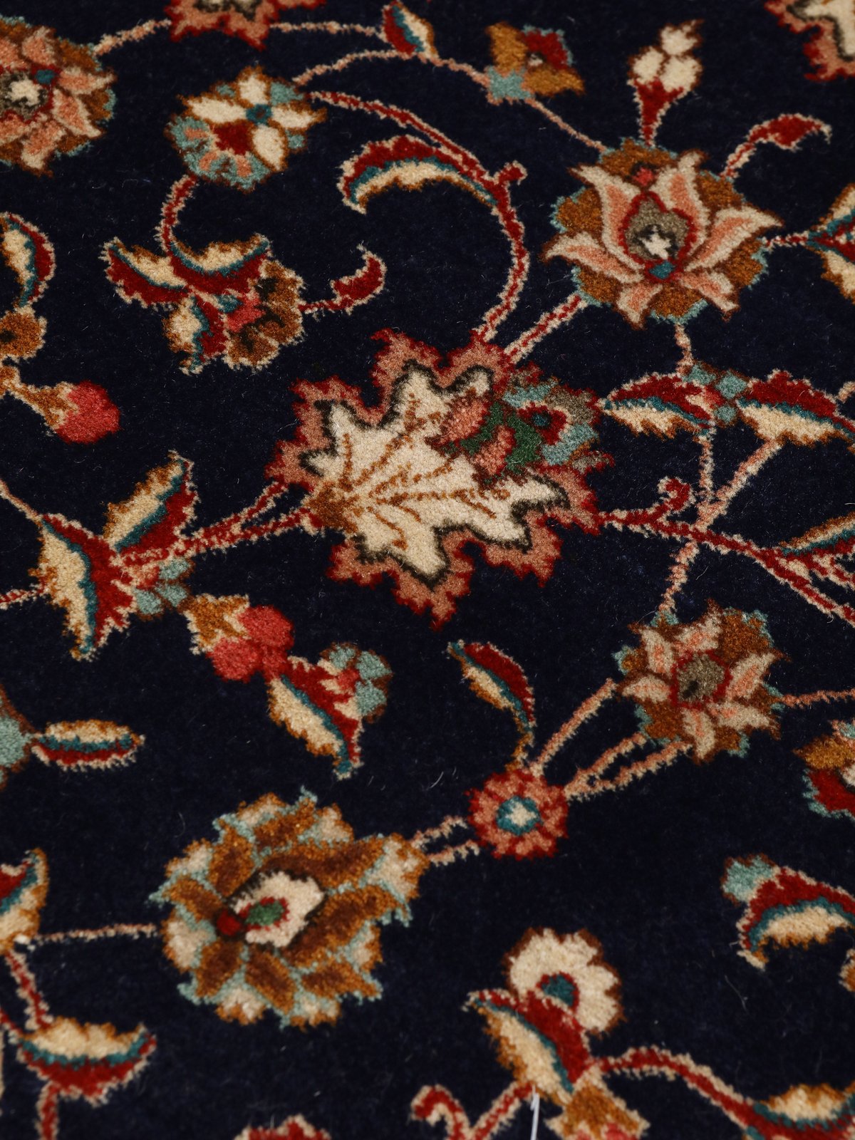 Tabriz Old — Hand-knotted, 360x540 cm, 100% Virgin Wool | View 9