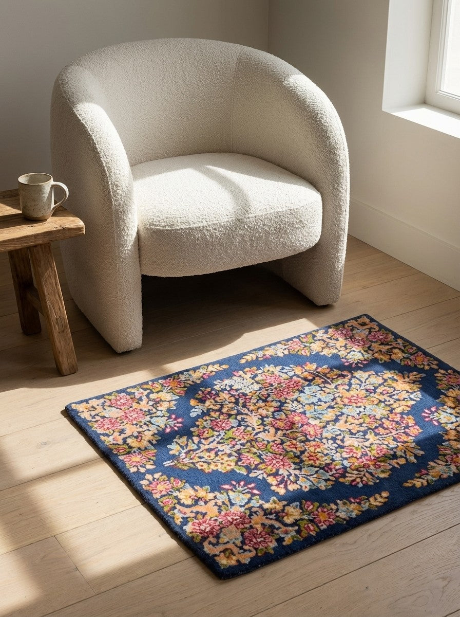 Yazd — Hand-knotted, 52x66 cm, Blue, 100% Virgin Wool | Detail view