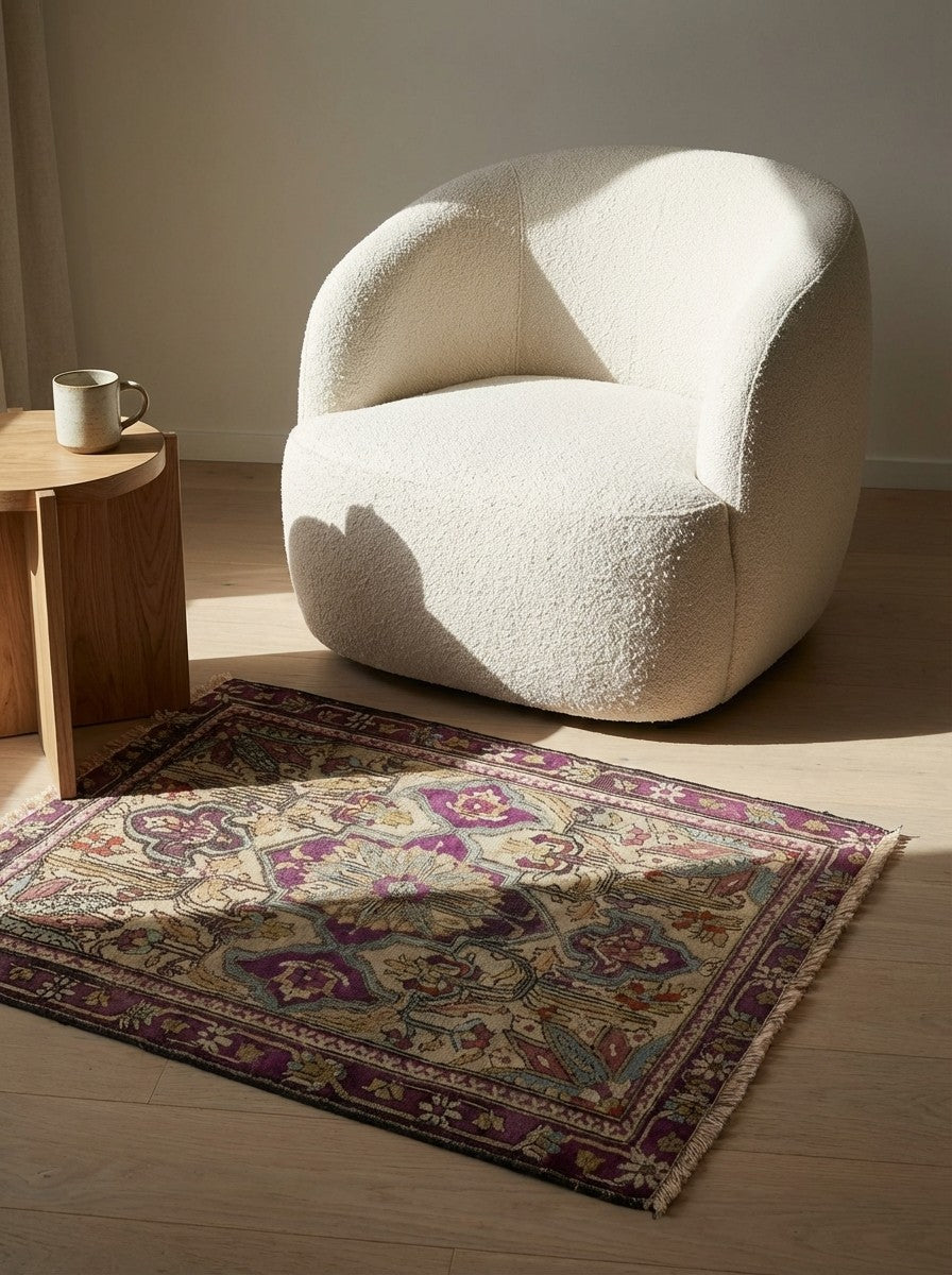 Hereke-Seide — Hand-knotted, 41x51 cm, Beige, 100% Silk | Detail view