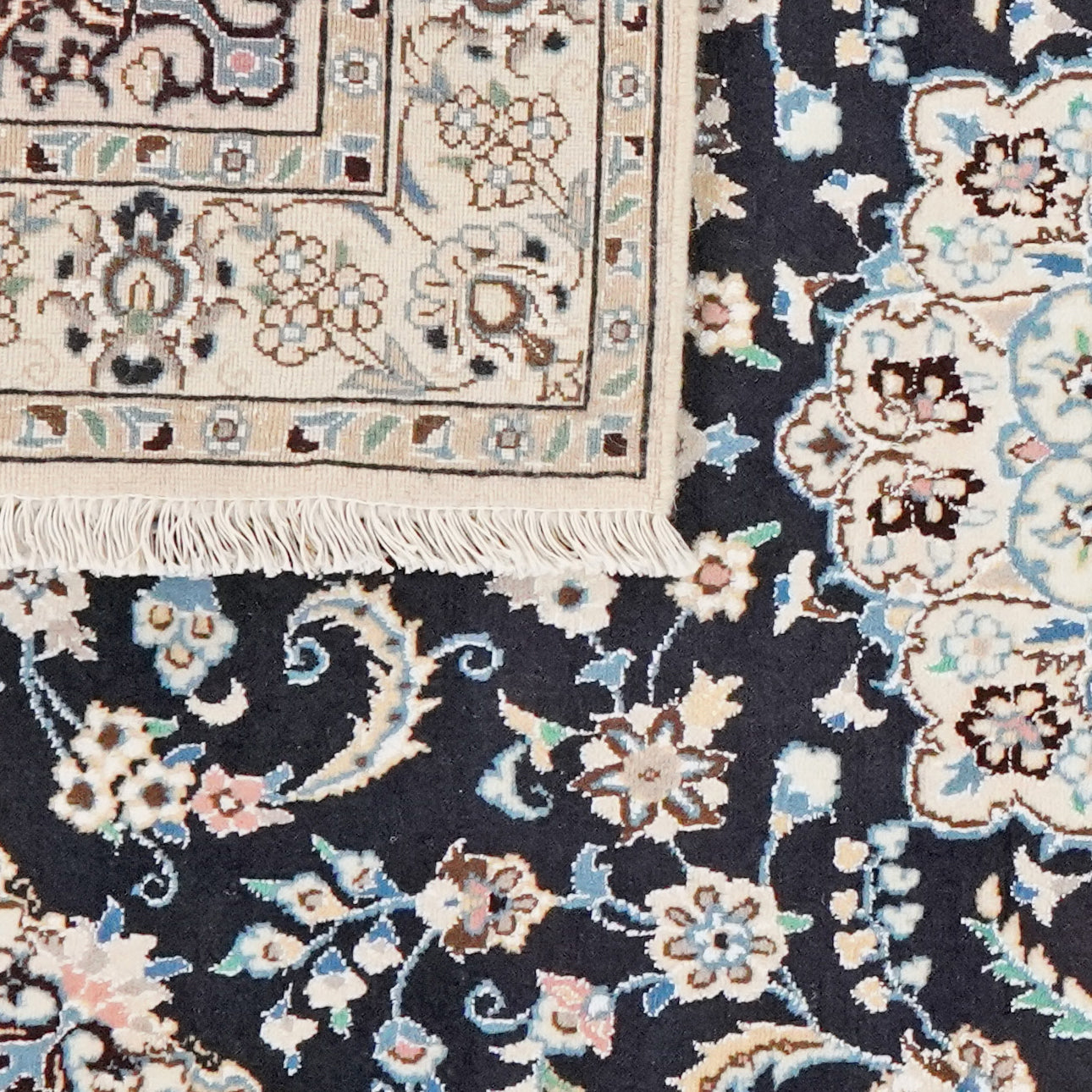 Nain 9La — Hand-knotted, 96x151 cm, Blue, 100% Virgin Wool | View 6