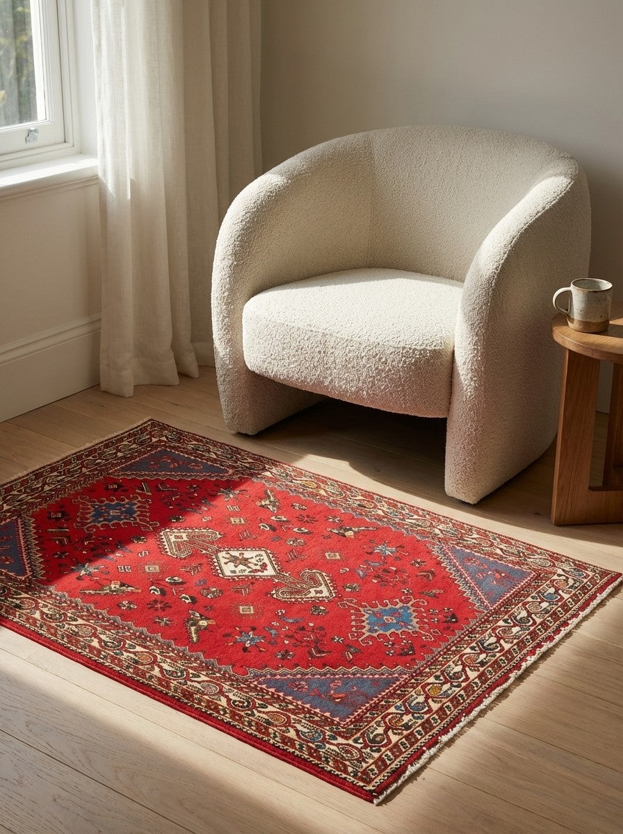 Nasrabad — Hand-knotted, 100x150 cm, Red, 100% Virgin Wool | Detail view