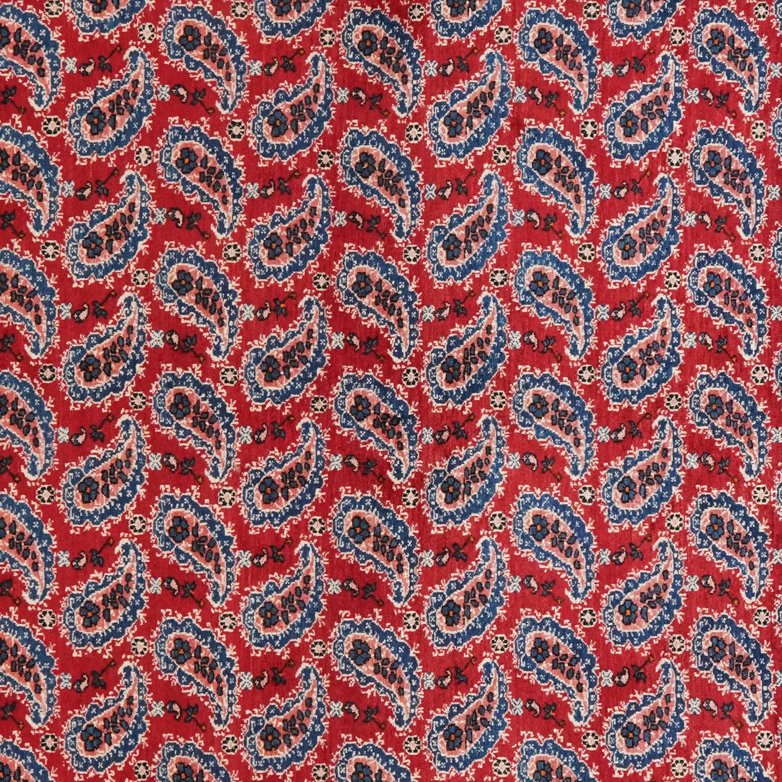 Abadeh — Hand-knotted, 156x211 cm, Red, 100% Virgin Wool | View 4