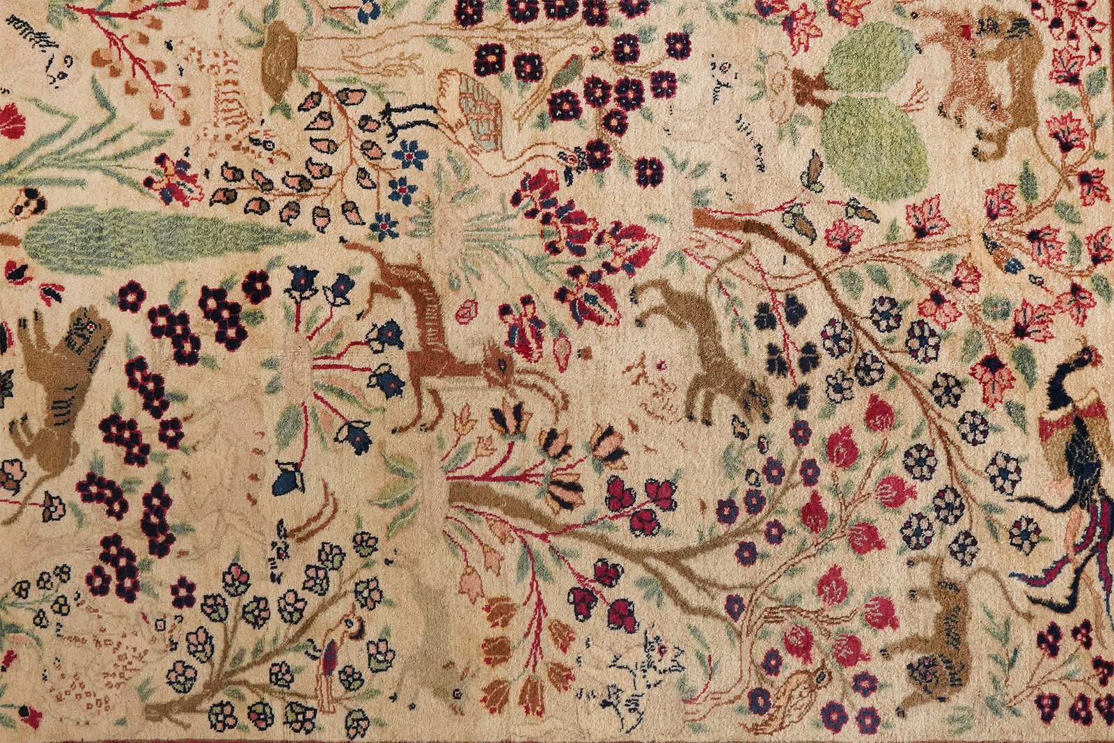 Khoy — Hand-knotted, 152x190 cm, Beige, 100% Virgin Wool | View 4
