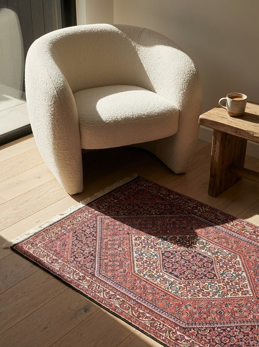 Bidjar Bookan — Hand-knotted, 73x112 cm, Red, 100% Virgin Wool | Detail view