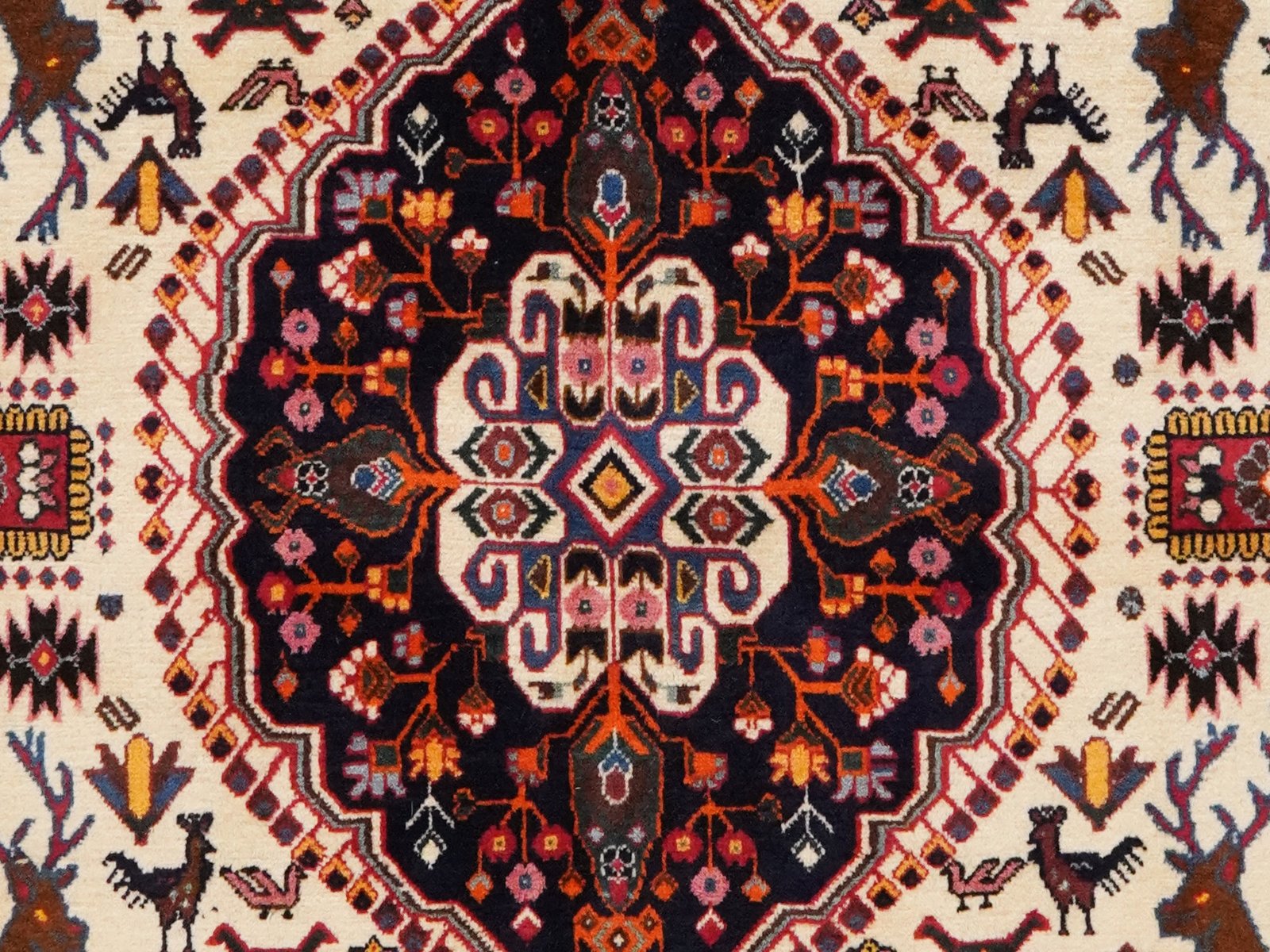 Kashkuli — Hand-knotted, 157x253 cm, Beige, 100% Virgin Wool | View 4