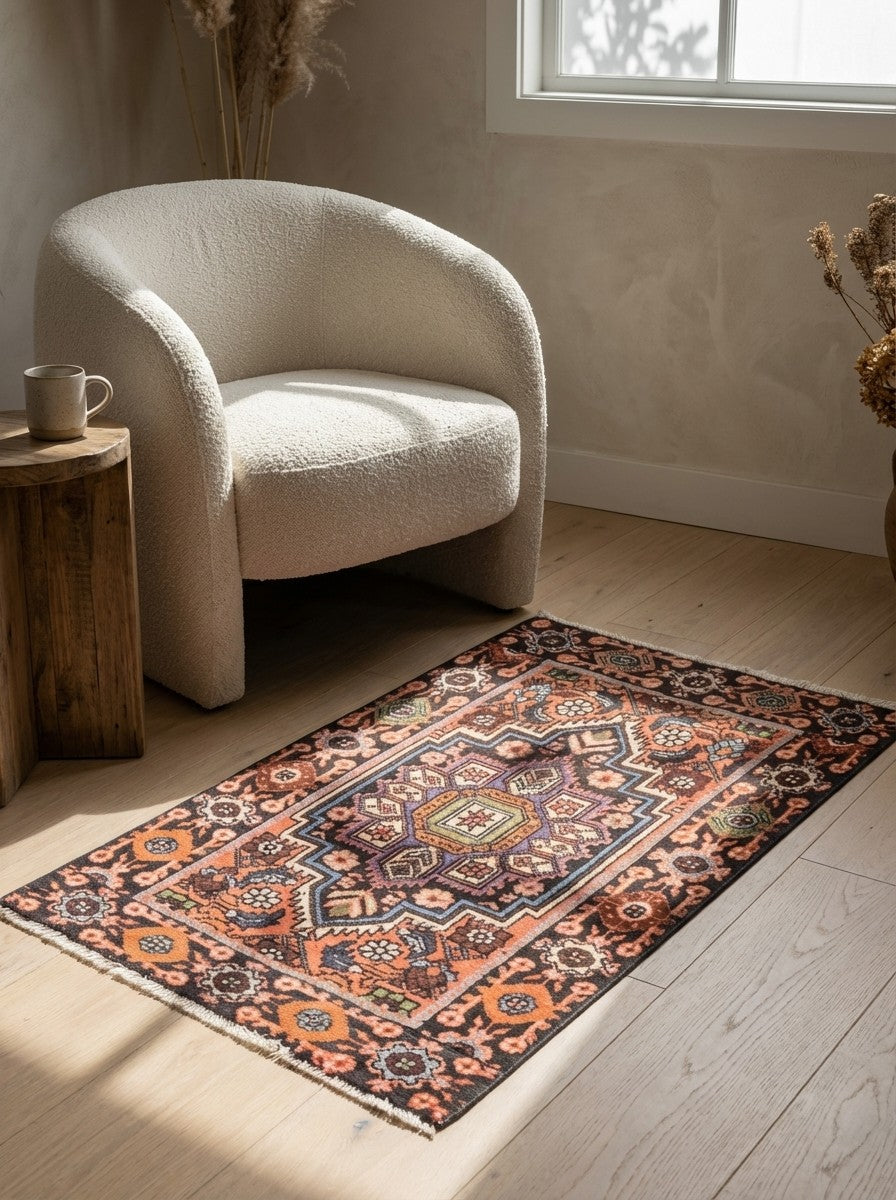 Goltuk — Hand-knotted, 46x66 cm, Red, 100% Virgin Wool | Detail view