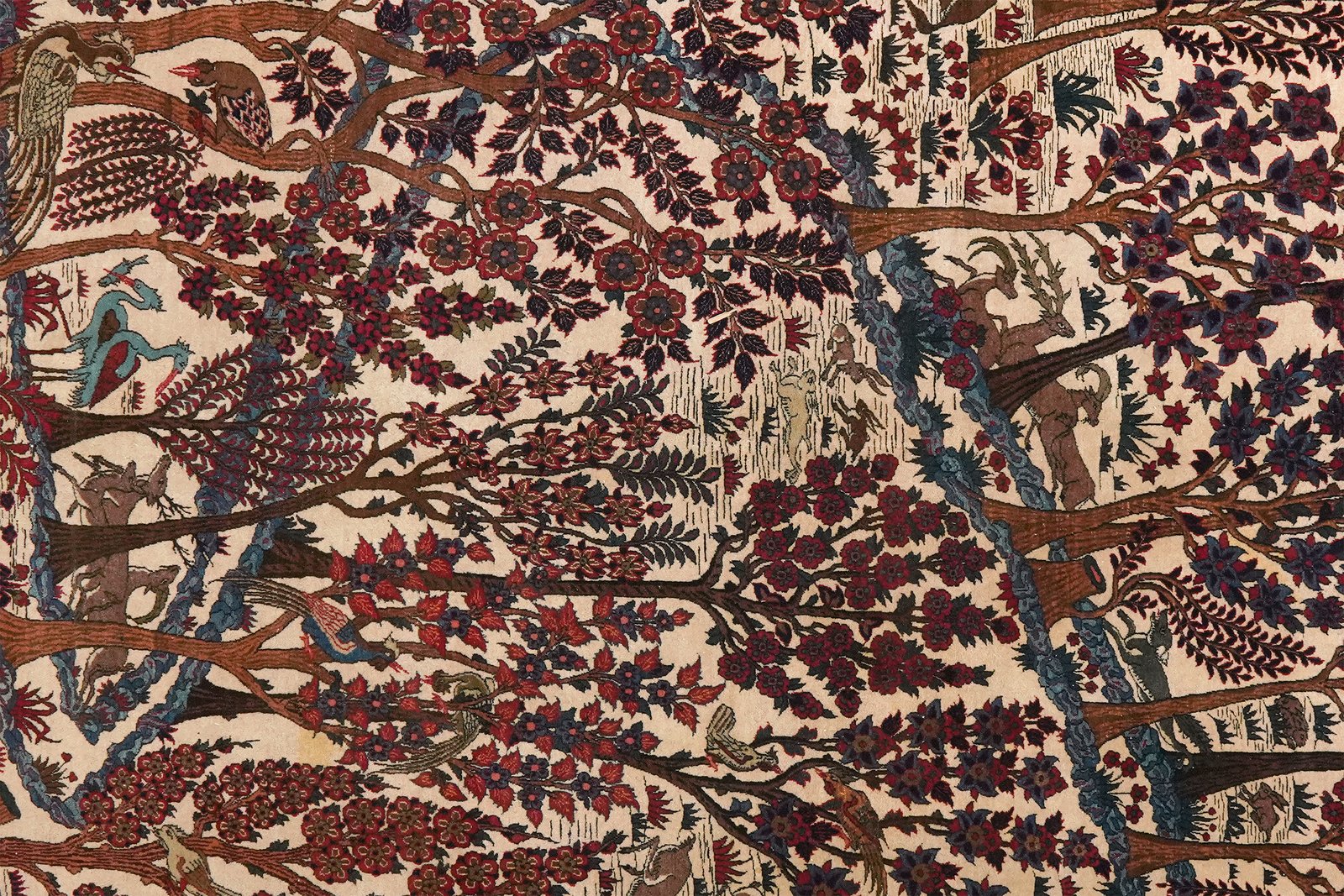 Isfahan — Hand-knotted, 212x322 cm, Brown, 100% Virgin Wool | View 4