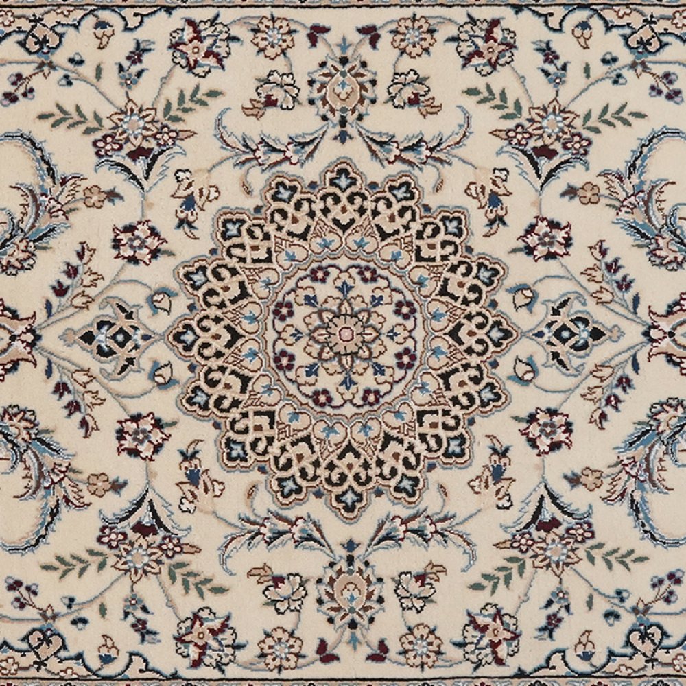 Nain 9La — Hand-knotted, 115x186 cm, Beige, 100% Virgin Wool | View 4