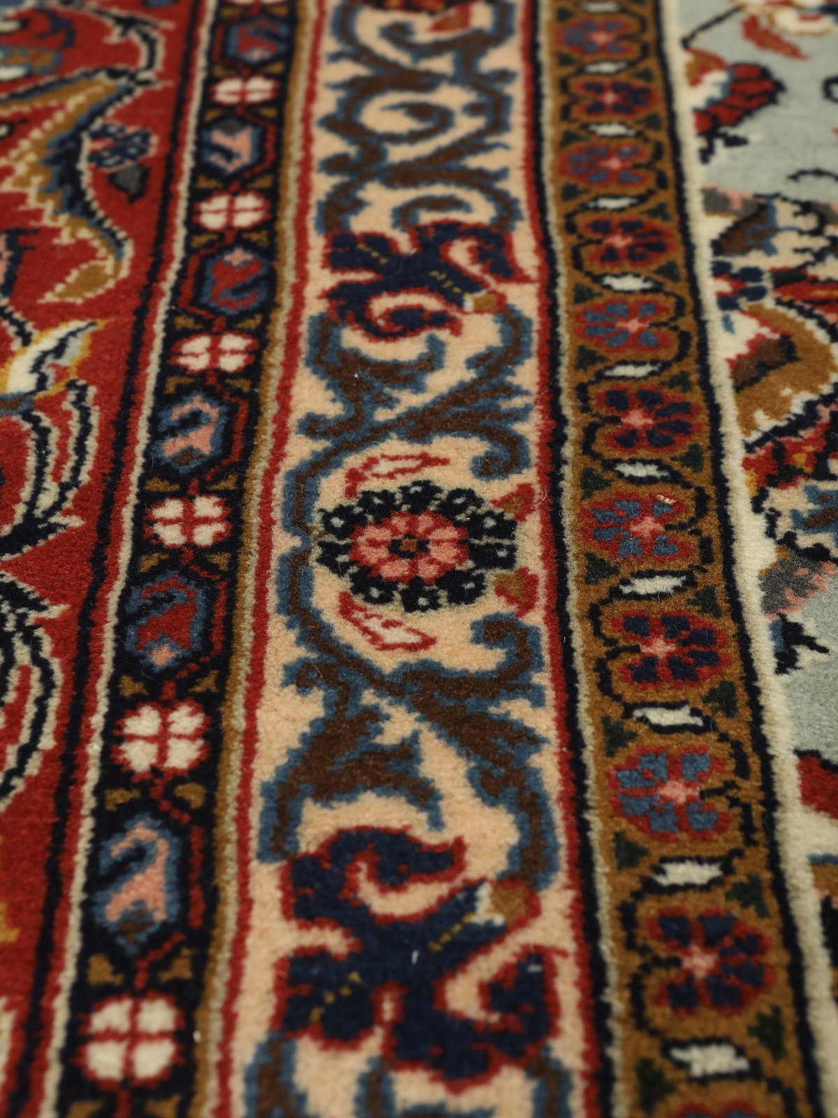 Sarough — Hand-knotted, 330x454 cm, 100% Virgin Wool | View 10