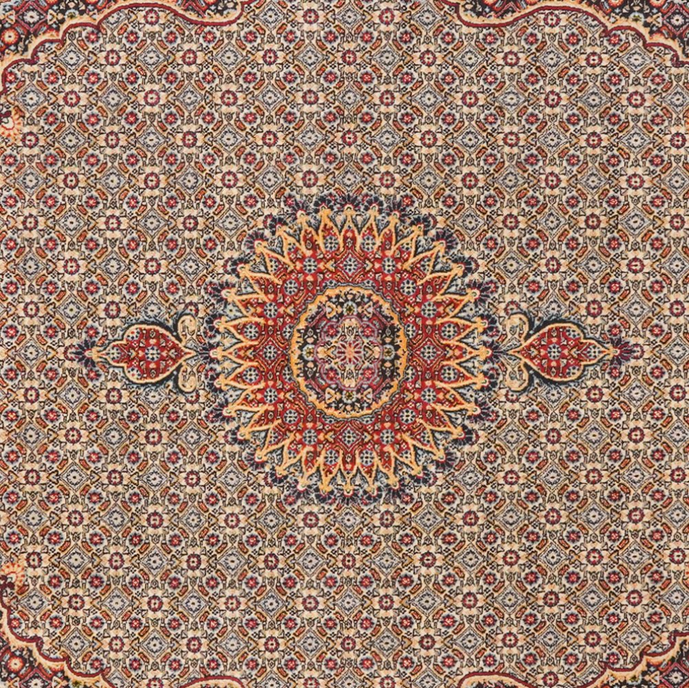 Moud Mahi — Hand-knotted, 194x251 cm, Brown, 100% Virgin Wool | View 4