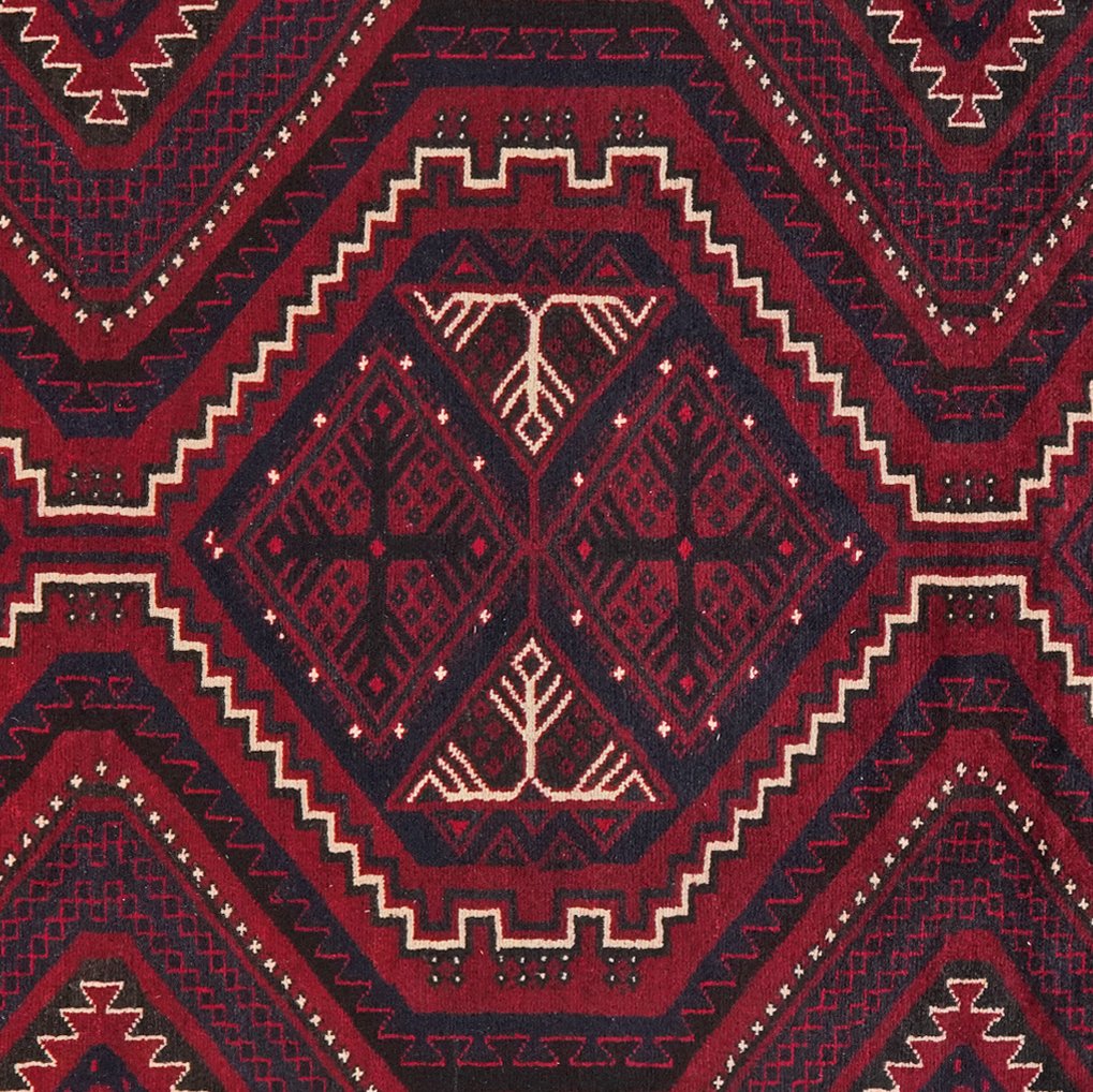 Lori — Hand-knotted, 222x316 cm, Red, 100% Virgin Wool | View 4