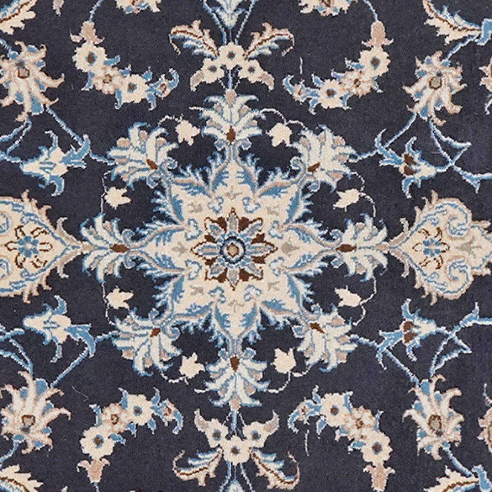 Nain 12La — Hand-knotted, 86x137 cm, Blue, 100% Virgin Wool | View 4