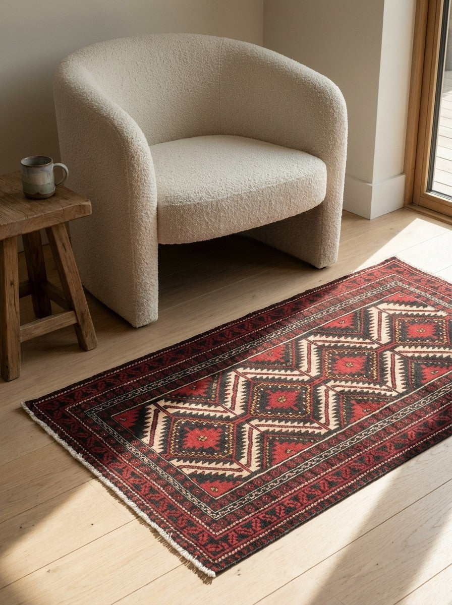 Belutch — Hand-knotted, 96x176 cm, Beige, 100% Virgin Wool | Detail view