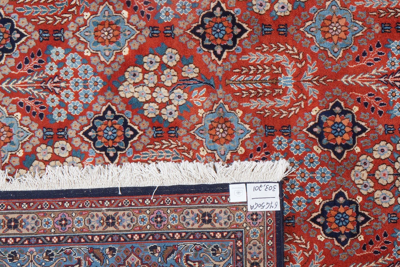 Moud — Hand-knotted, 201x303 cm, Red, 100% Virgin Wool | View 5