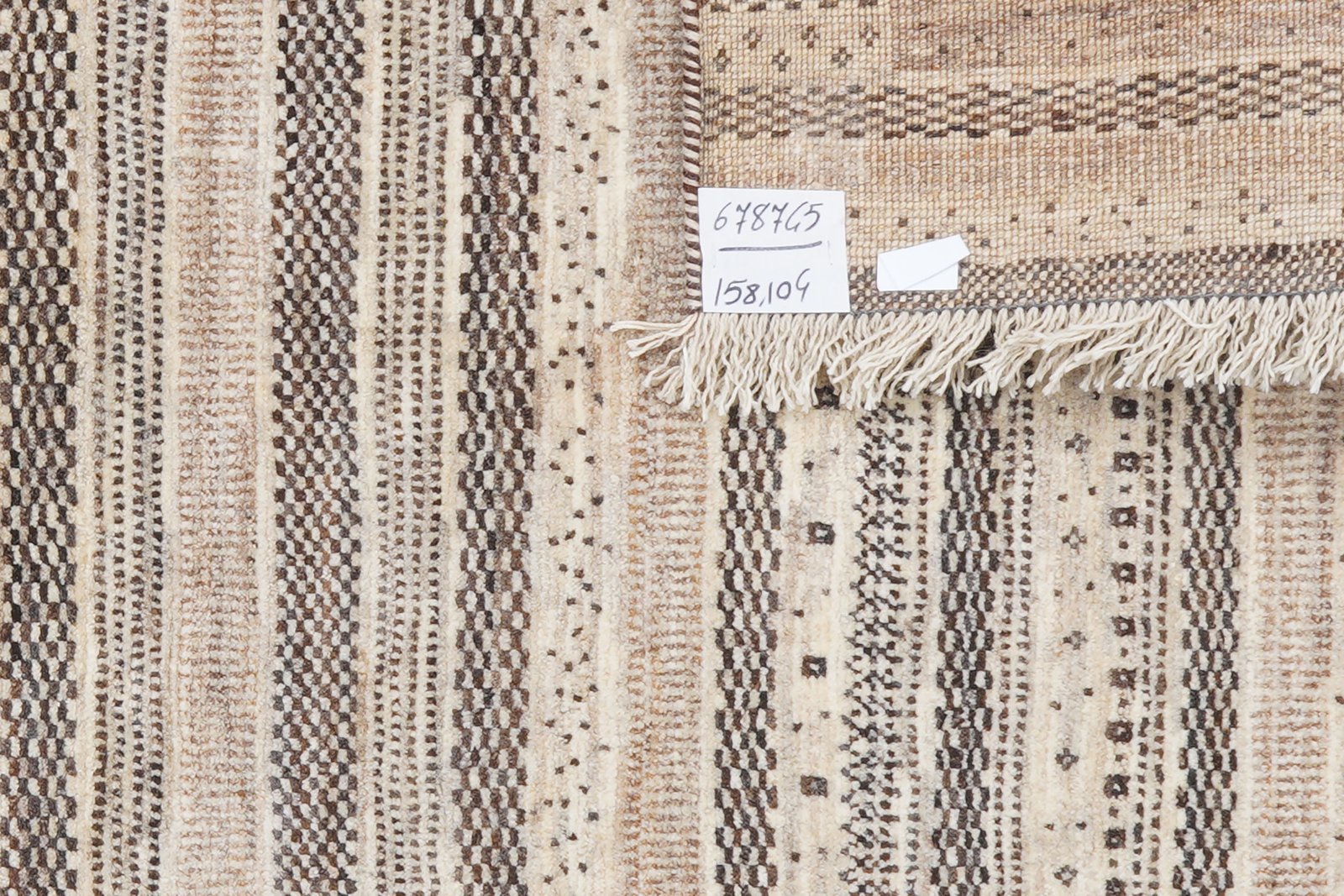 Rizbaf — Hand-knotted, 104x158 cm, Beige, 100% Virgin Wool | View 7