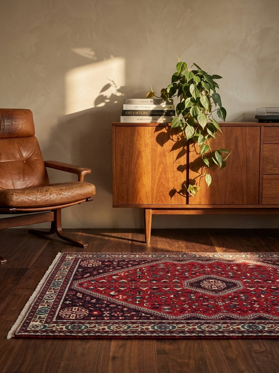 Abadeh — Hand-knotted, 100x149 cm, Red, 100% Virgin Wool | Back view