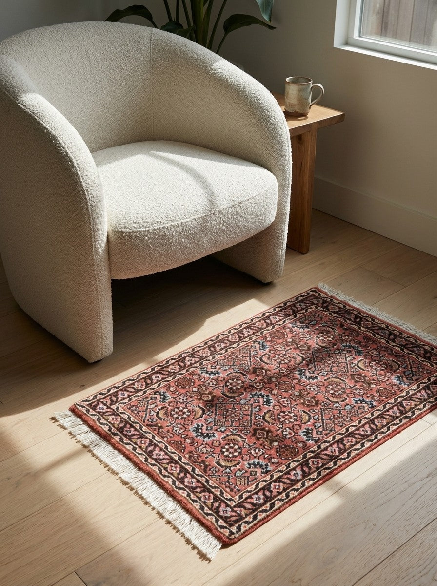 Bidjar Zandjan — Hand-knotted, 43x61 cm, Red, 100% Virgin Wool | Detail view