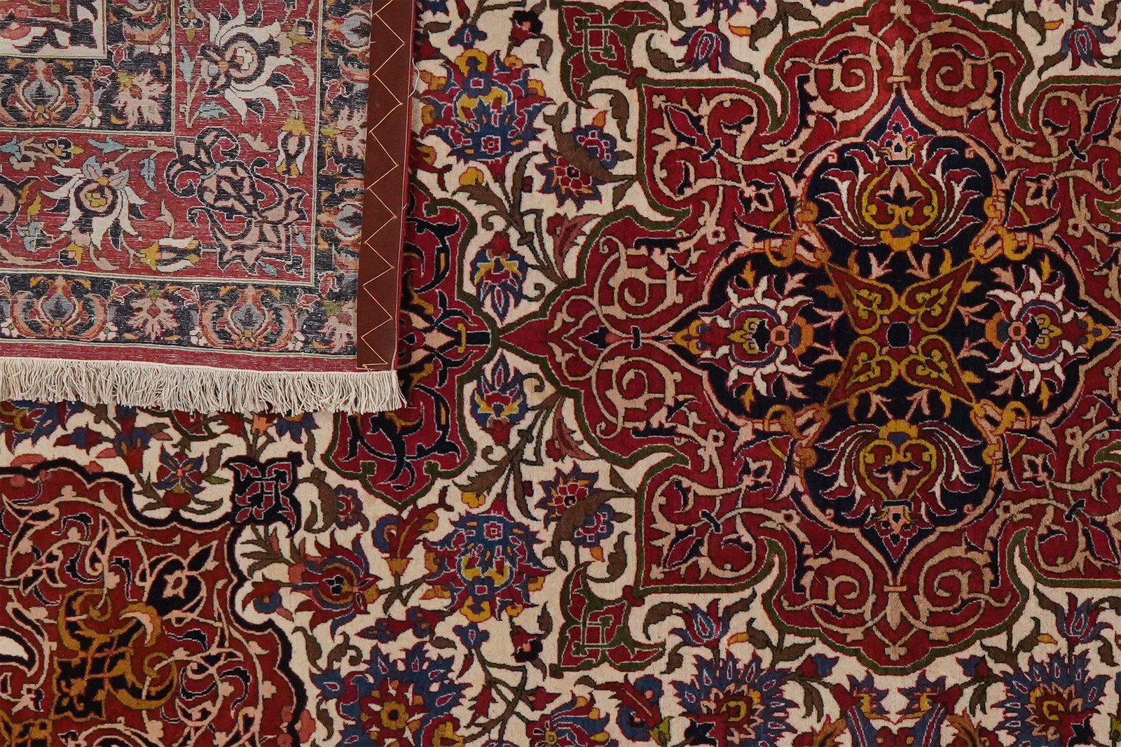 Isfahan — Hand-knotted, 144x237 cm, Beige, 100% Virgin Wool | View 5