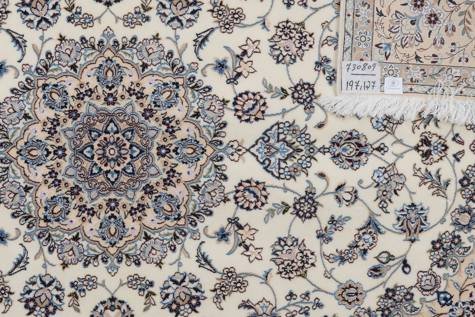 Nain 6La — Hand-knotted, 127x197 cm, Beige, 100% Virgin Wool | View 6