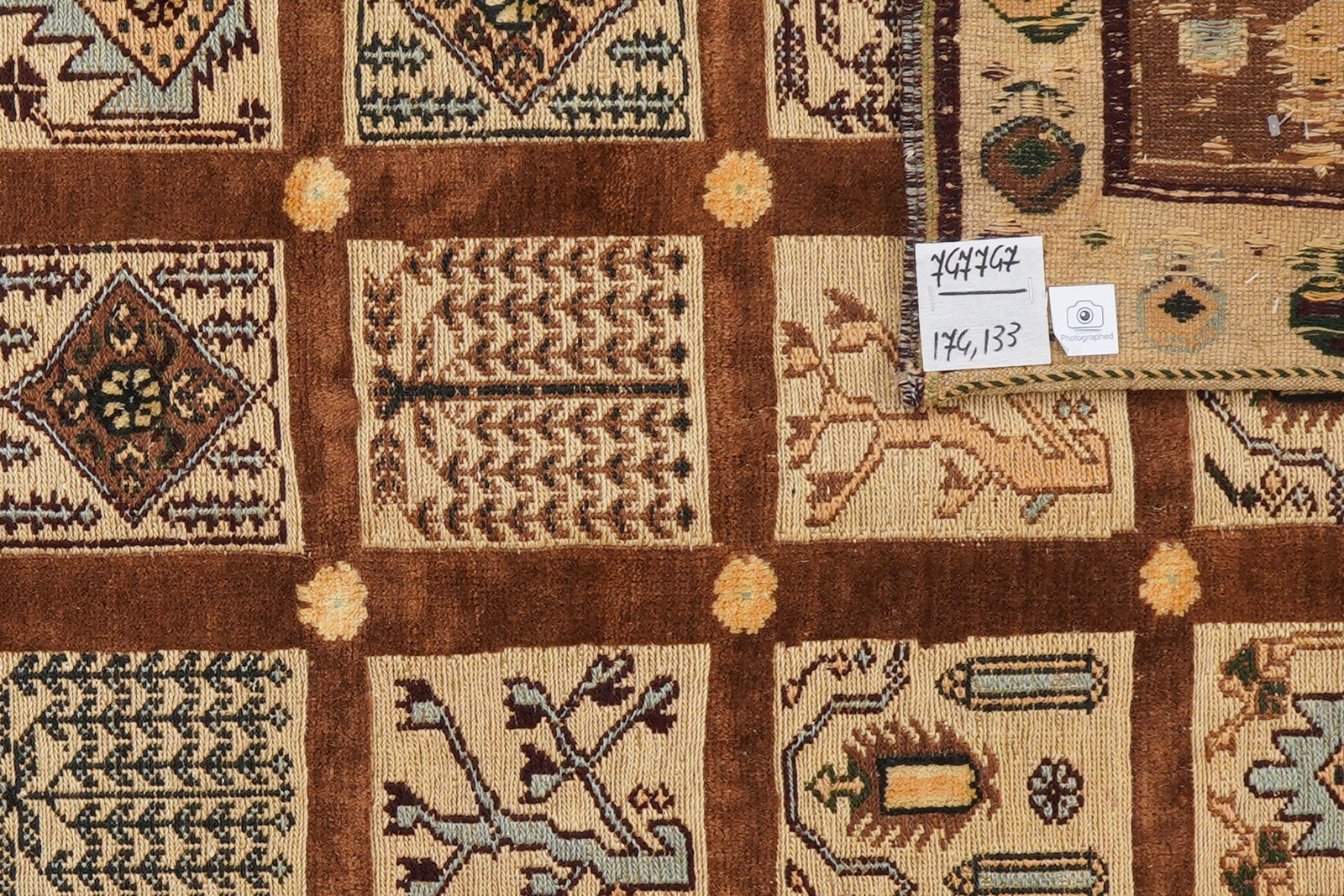 Kelim Belutch — Handmade, 133x174 cm, Brown, 100% Virgin Wool | View 5