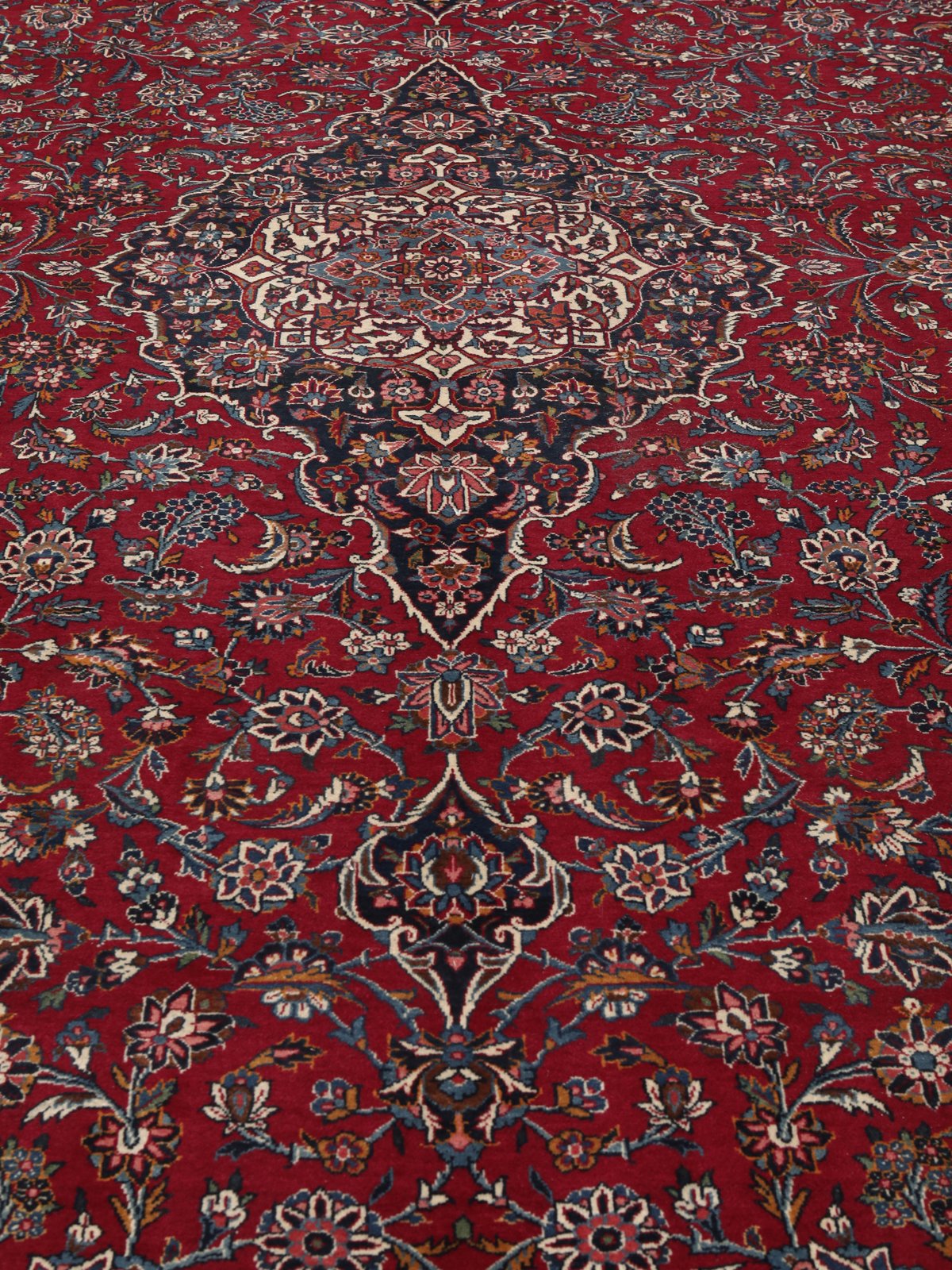Kashan — Hand-knotted, 339x493 cm, 100% Virgin Wool | View 6