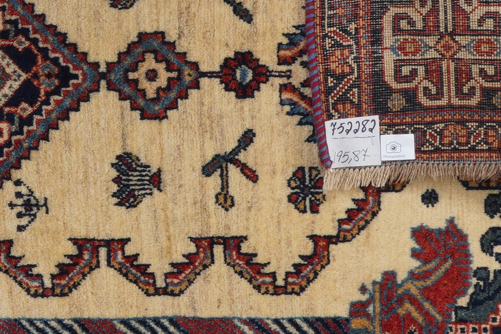 Kashkuli — Hand-knotted, 87x195 cm, Beige, 100% Virgin Wool | View 6
