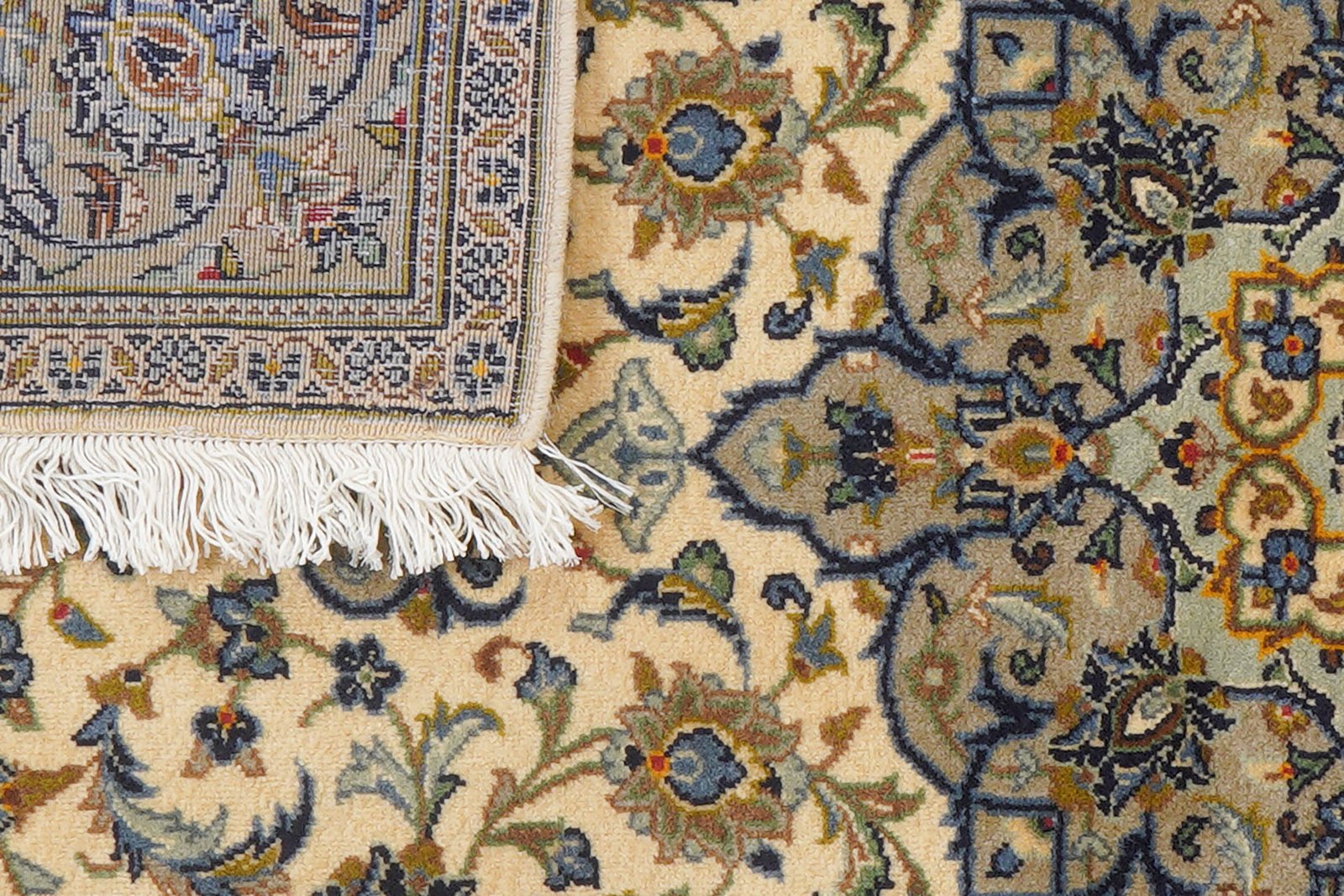 Kashan — Hand-knotted, 143x193 cm, Beige, 100% Virgin Wool | View 7