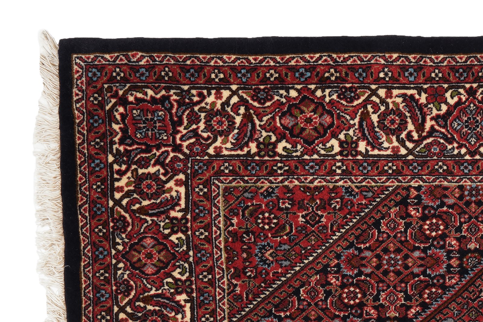 Bidjar Zandjan — Hand-knotted, 140x221 cm, Red, 100% Virgin Wool | View 3