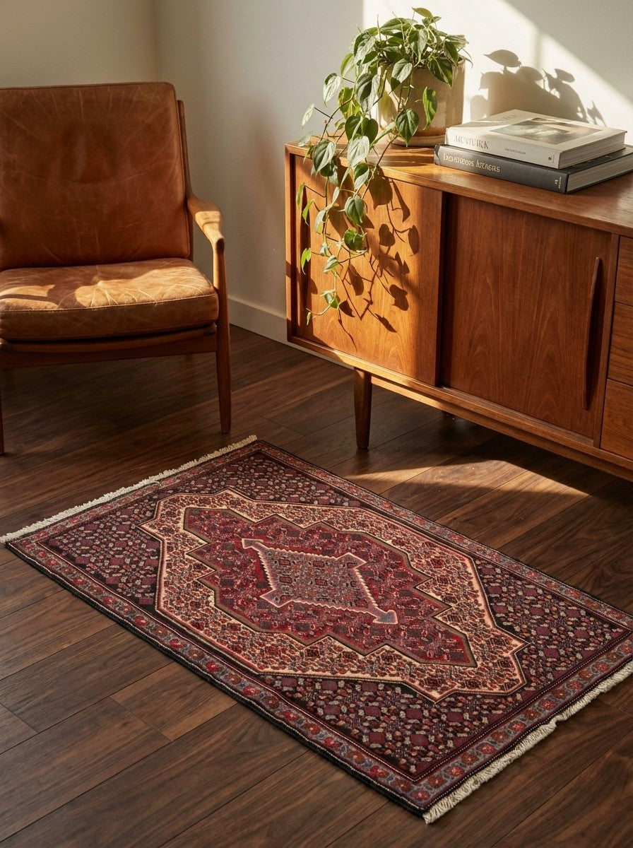 Senneh — Hand-knotted, 70x116 cm, Beige, 100% Virgin Wool | Back view