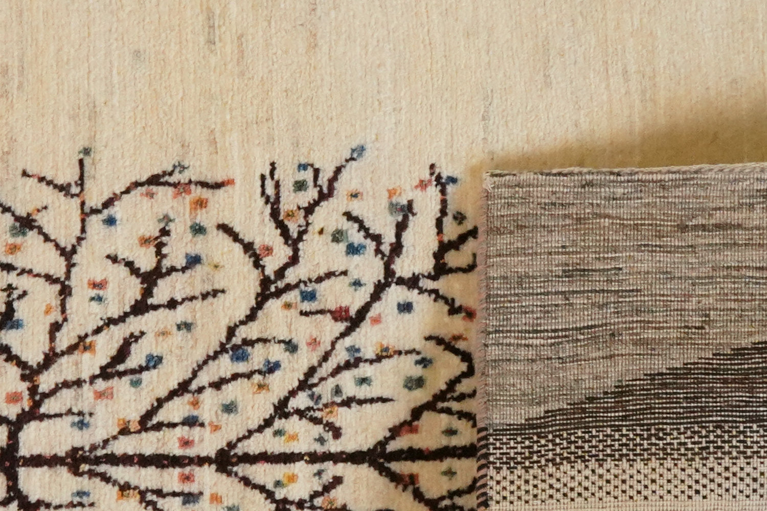 Rizbaf — Hand-knotted, 85x136 cm, Beige, 100% Virgin Wool | View 5