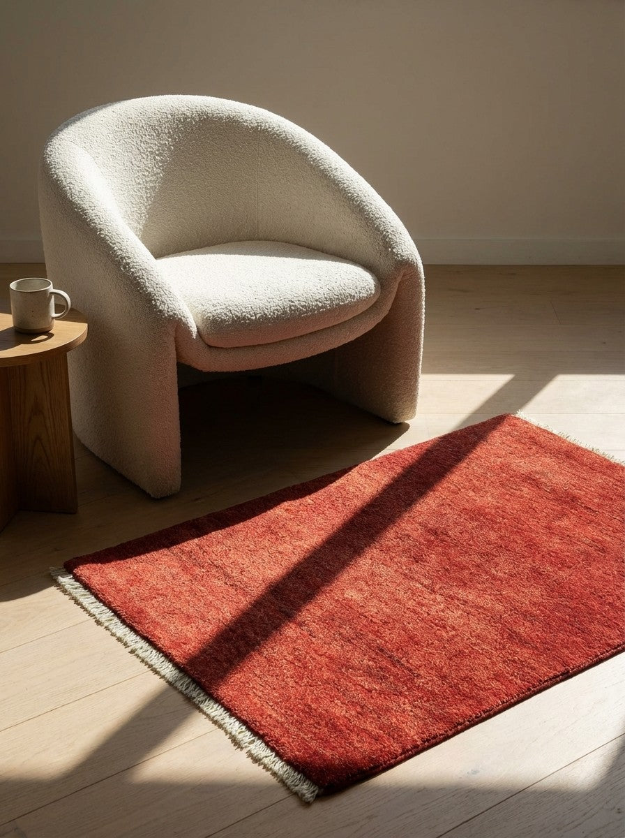 Gabbeh — Hand-knotted, 69x94 cm, Red, 100% Virgin Wool | Detail view