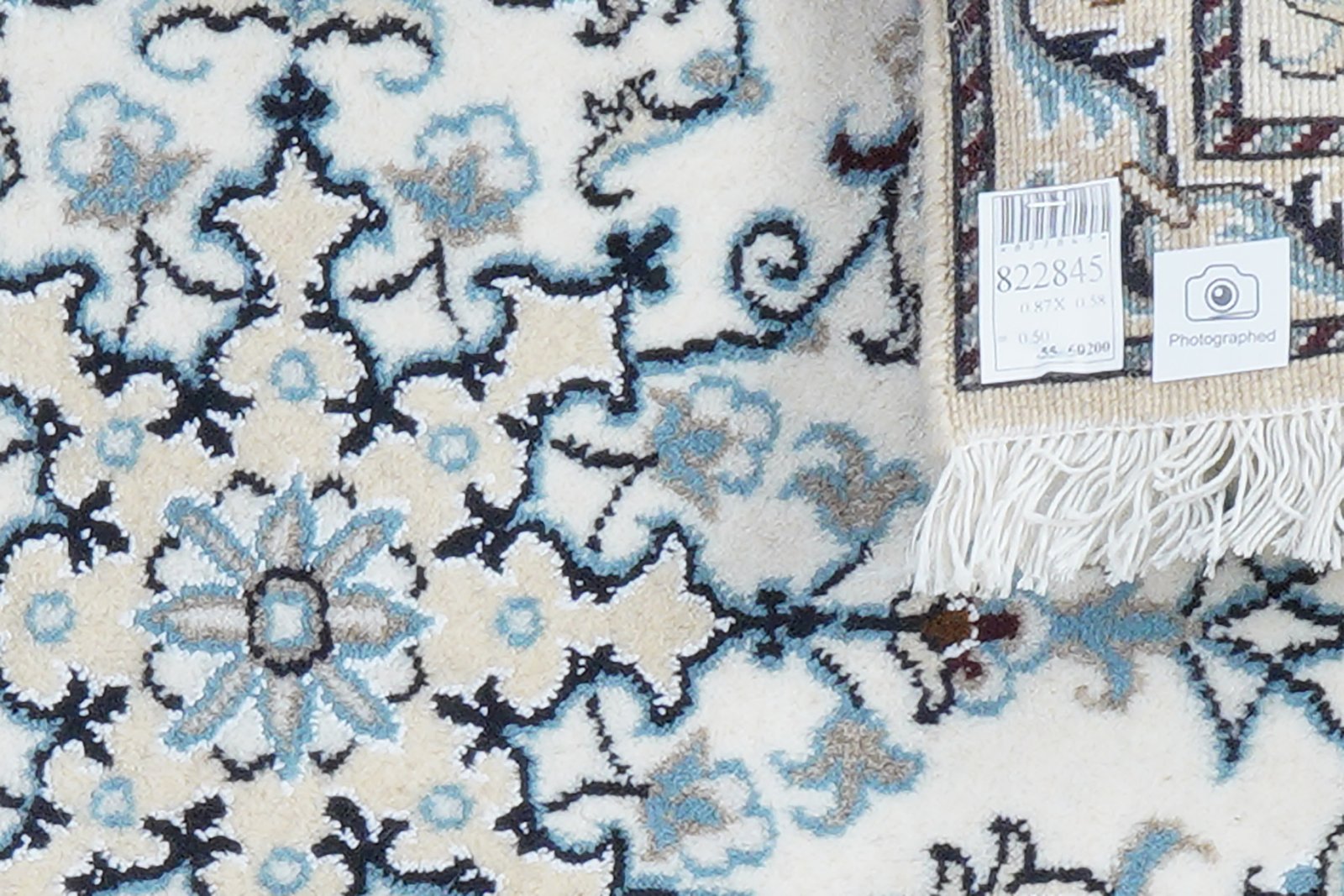 Nain 12La — Hand-knotted, 58x87 cm, Beige, 100% Virgin Wool | View 6