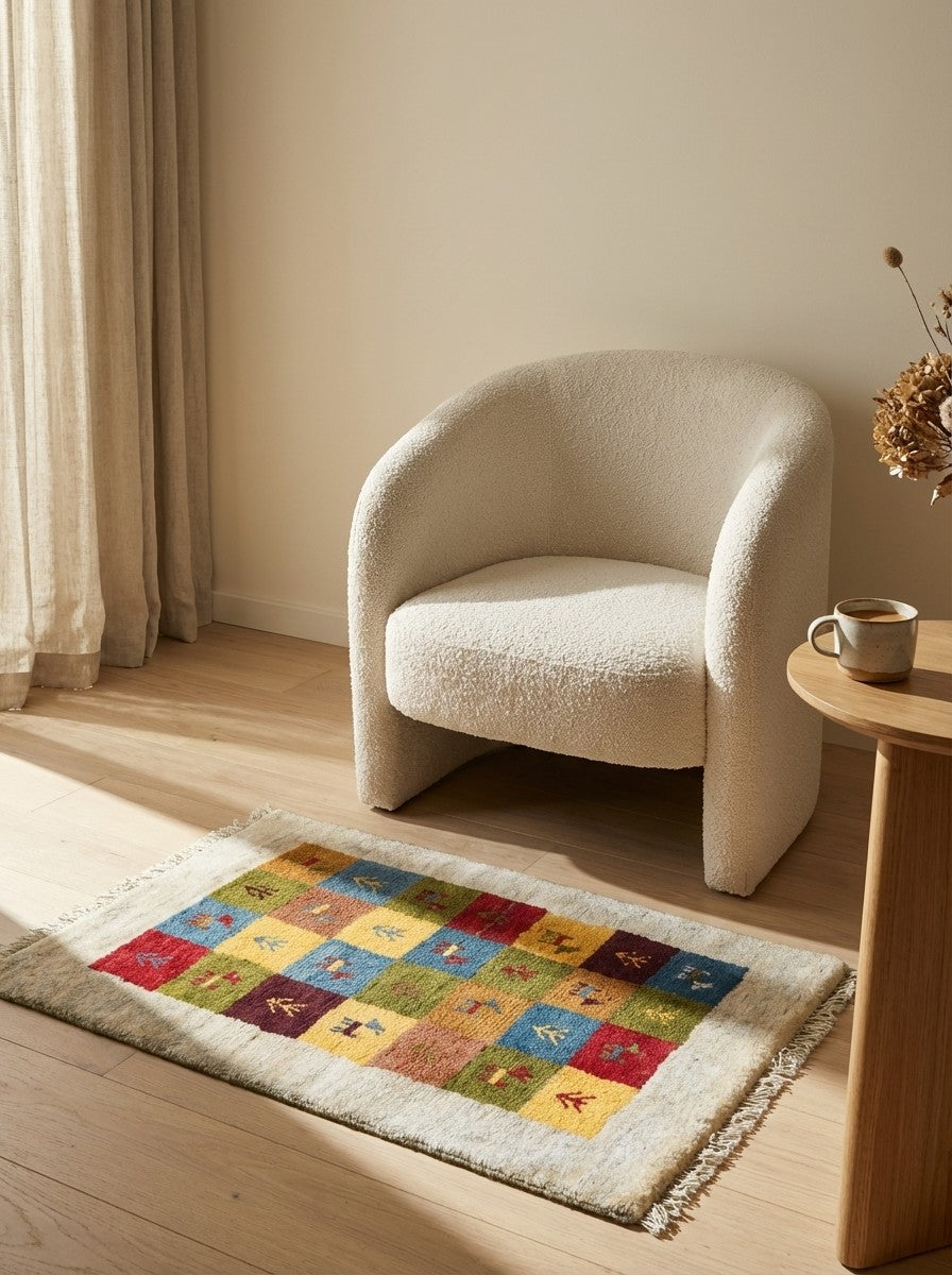 Gabbeh Sonnat — Hand-knotted, 61x90 cm, Multicolor, 100% Virgin Wool | Detail view