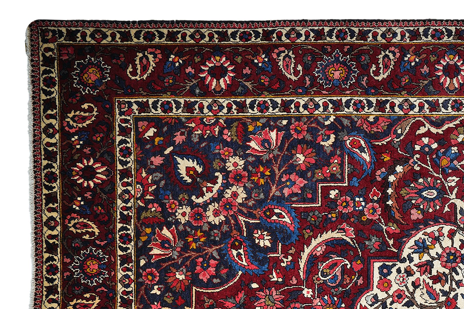 Bakhtiar — Hand-knotted, 211x315 cm, Red, 100% Virgin Wool | View 3
