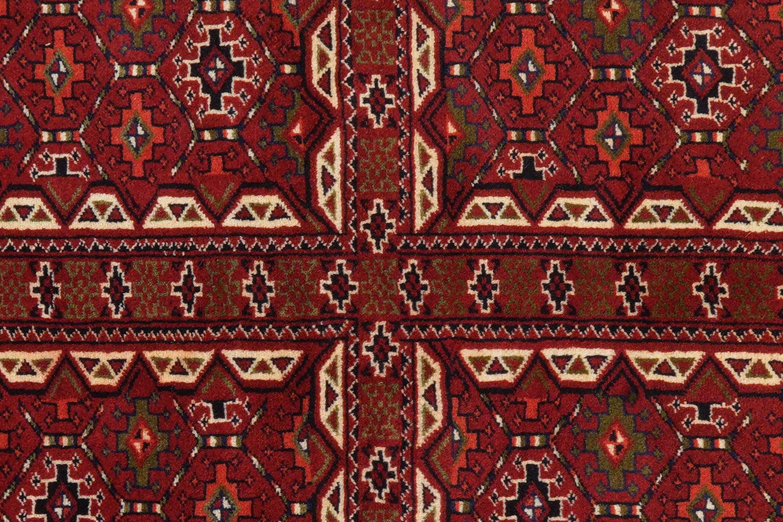 Turkman — Hand-knotted, 138x215 cm, Red, 100% Virgin Wool | View 7