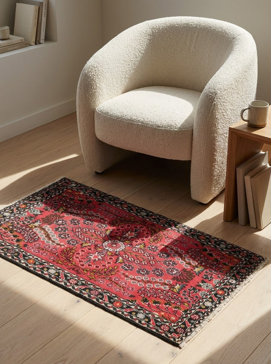 Dardjazin — Hand-knotted, 77x125 cm, Red, 100% Virgin Wool | Detail view