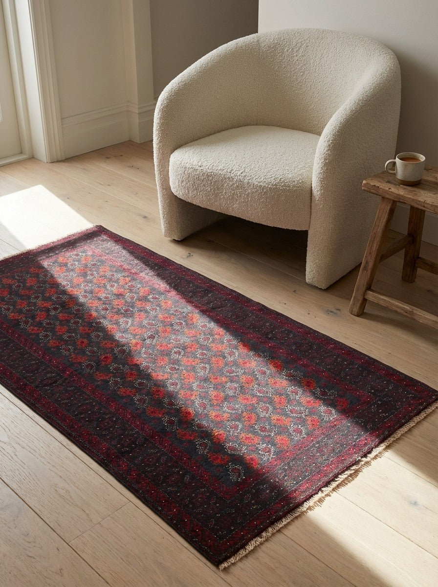 Belutch — Hand-knotted, 98x179 cm, Blue, 100% Virgin Wool | Detail view
