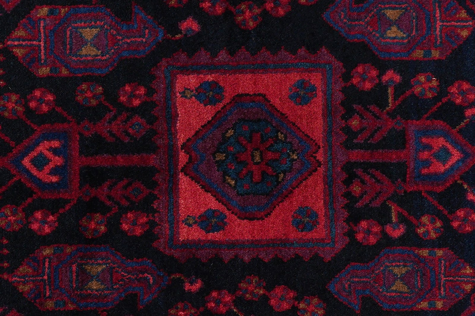 Broudjerd — Hand-knotted, 136x222 cm, Blue, 100% Virgin Wool | View 7