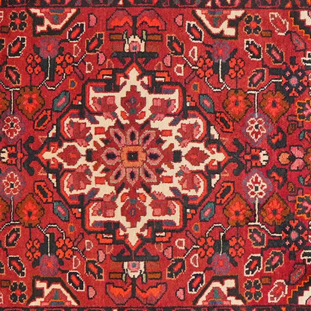 Hamadan — Hand-knotted, 106x176 cm, Red, 100% Virgin Wool | View 4