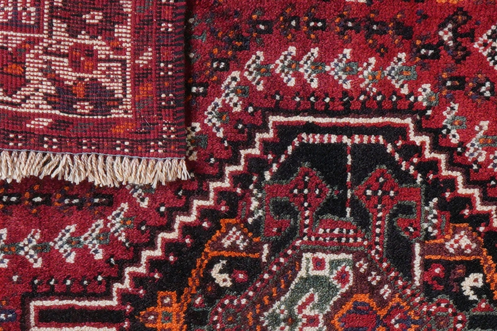 Gashgai — Hand-knotted, 107x151 cm, Red, 100% Virgin Wool | View 8