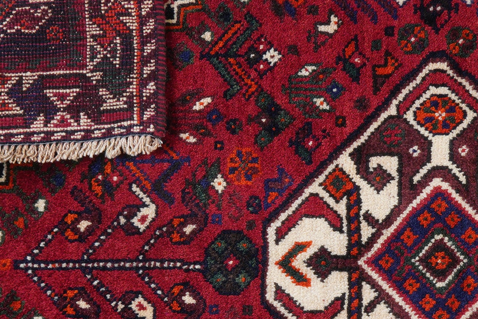 Gashgai — Hand-knotted, 123x162 cm, Red, 100% Virgin Wool | View 8