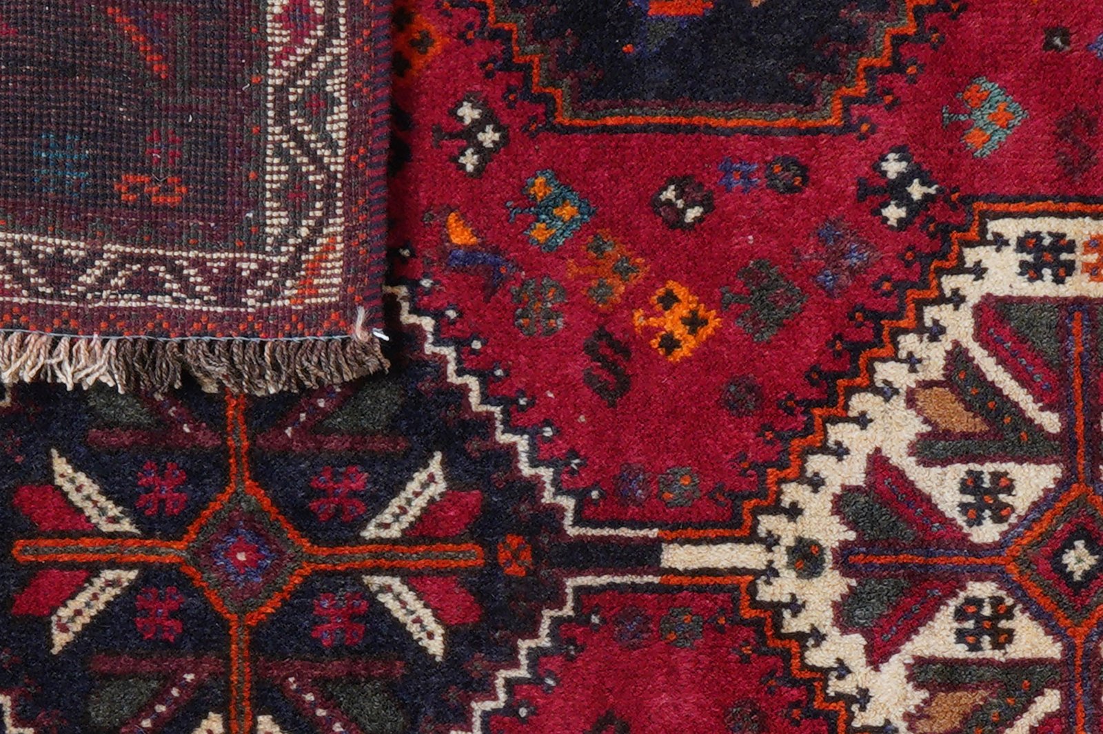 Gashgai — Hand-knotted, 114x164 cm, Red, 100% Virgin Wool | View 8