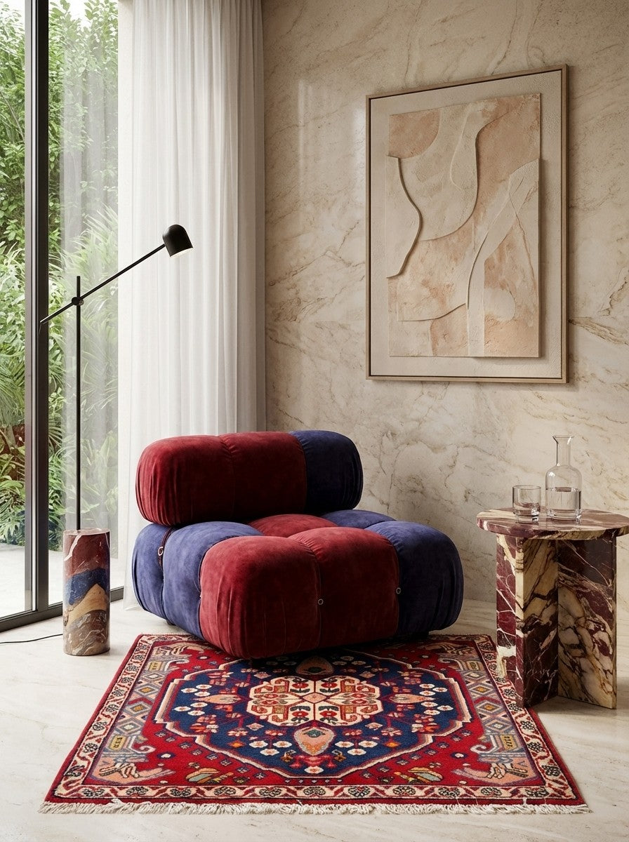 Gashgai — Hand-knotted, 57x58 cm, Red, 100% Virgin Wool | Detail view