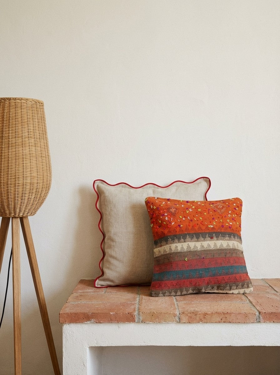Kelim Kissen — Handmade, 65x65 cm, Multicolor, 100% Virgin Wool | Back view