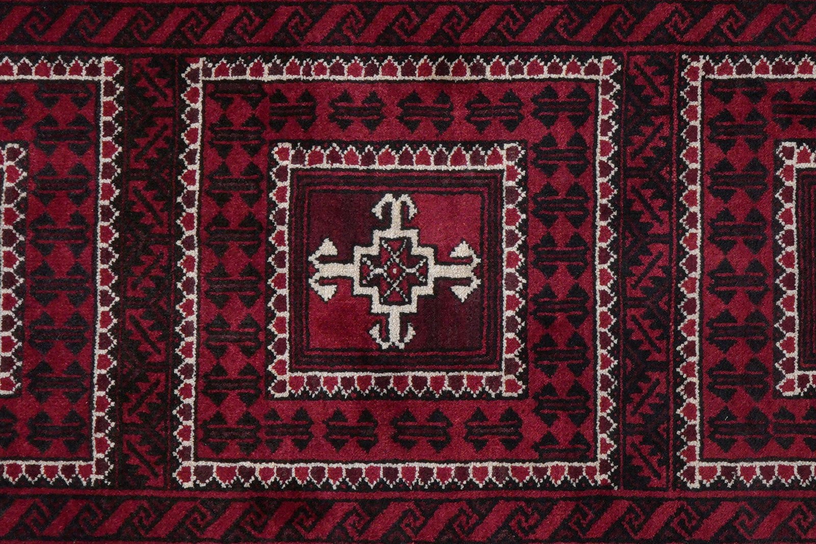 Belutch — Hand-knotted, 123x201 cm, Red, 100% Virgin Wool | View 6