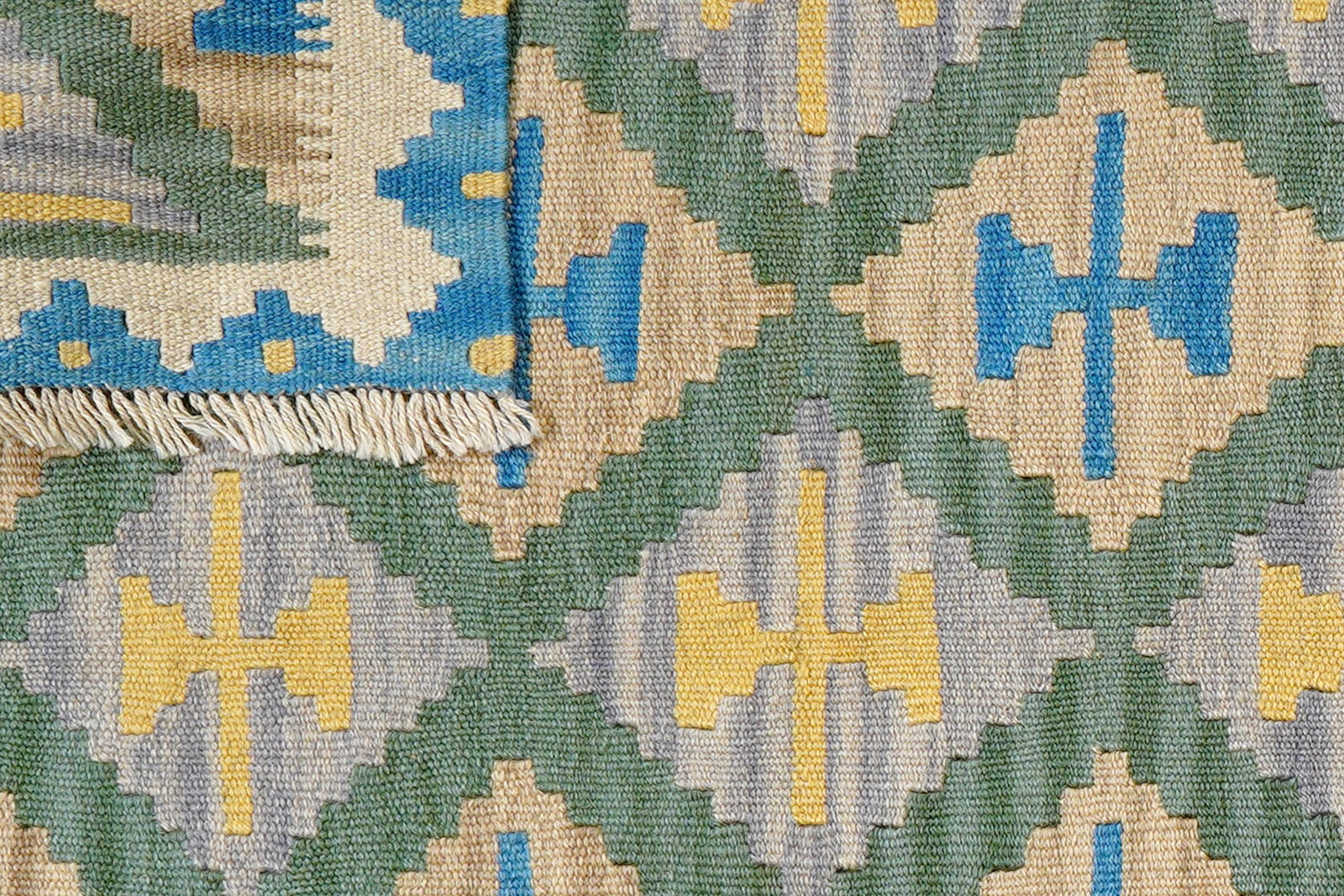 Kelim Gashgai — Handgefertigt, 119x80 cm, Beige, 100% Virgin Wool | View 7