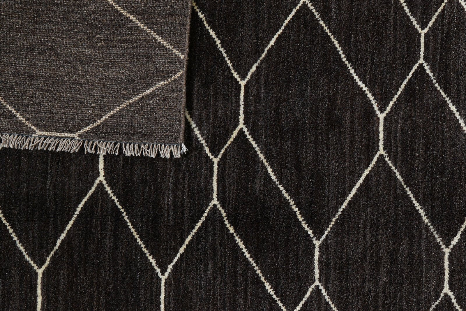 Gabbeh Basi — Hand-knotted, 202x288 cm, Brown, 100% Virgin Wool | View 7