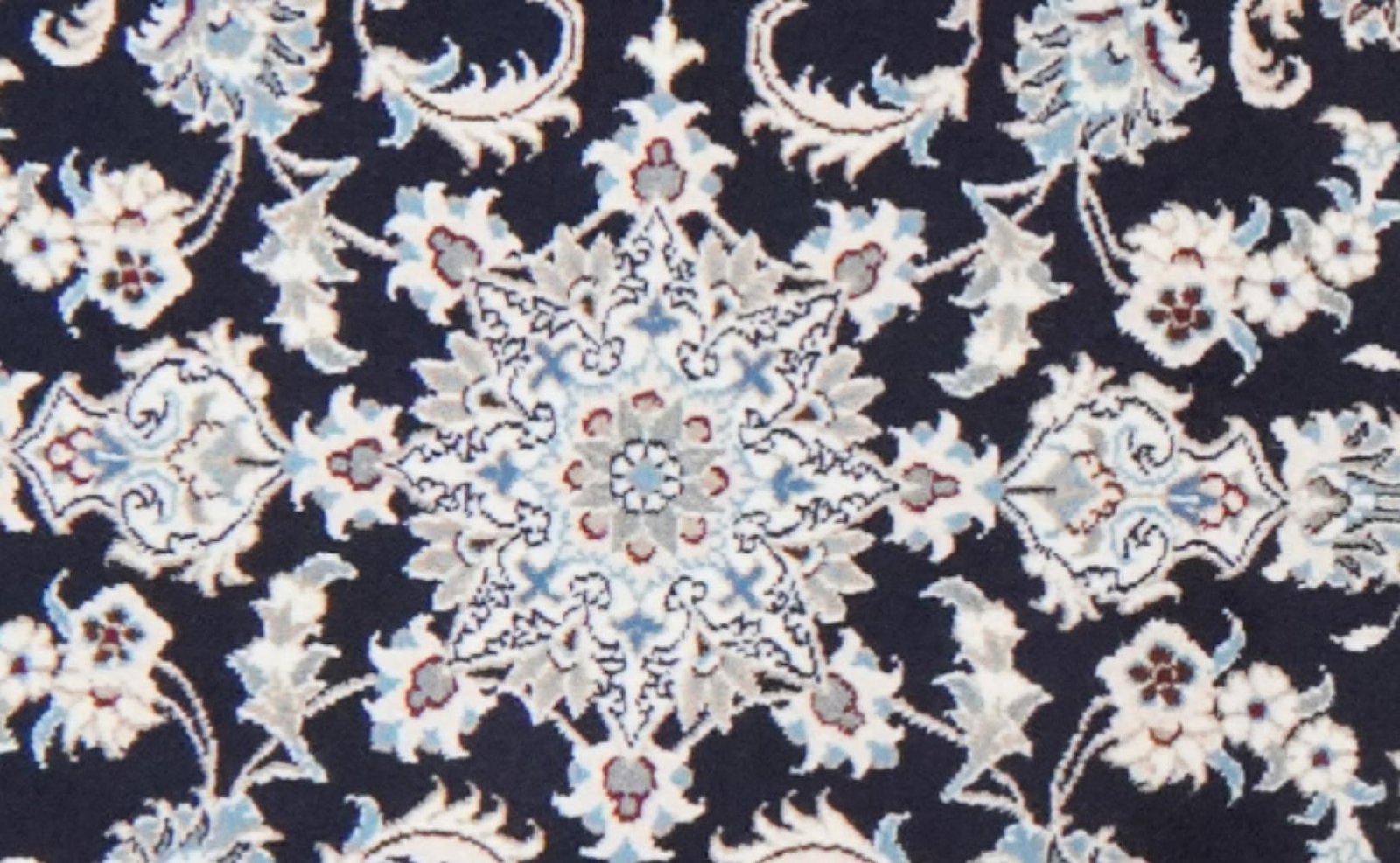 Nain 12La — Hand-knotted, 78x376 cm, Blue, 100% Virgin Wool | View 4