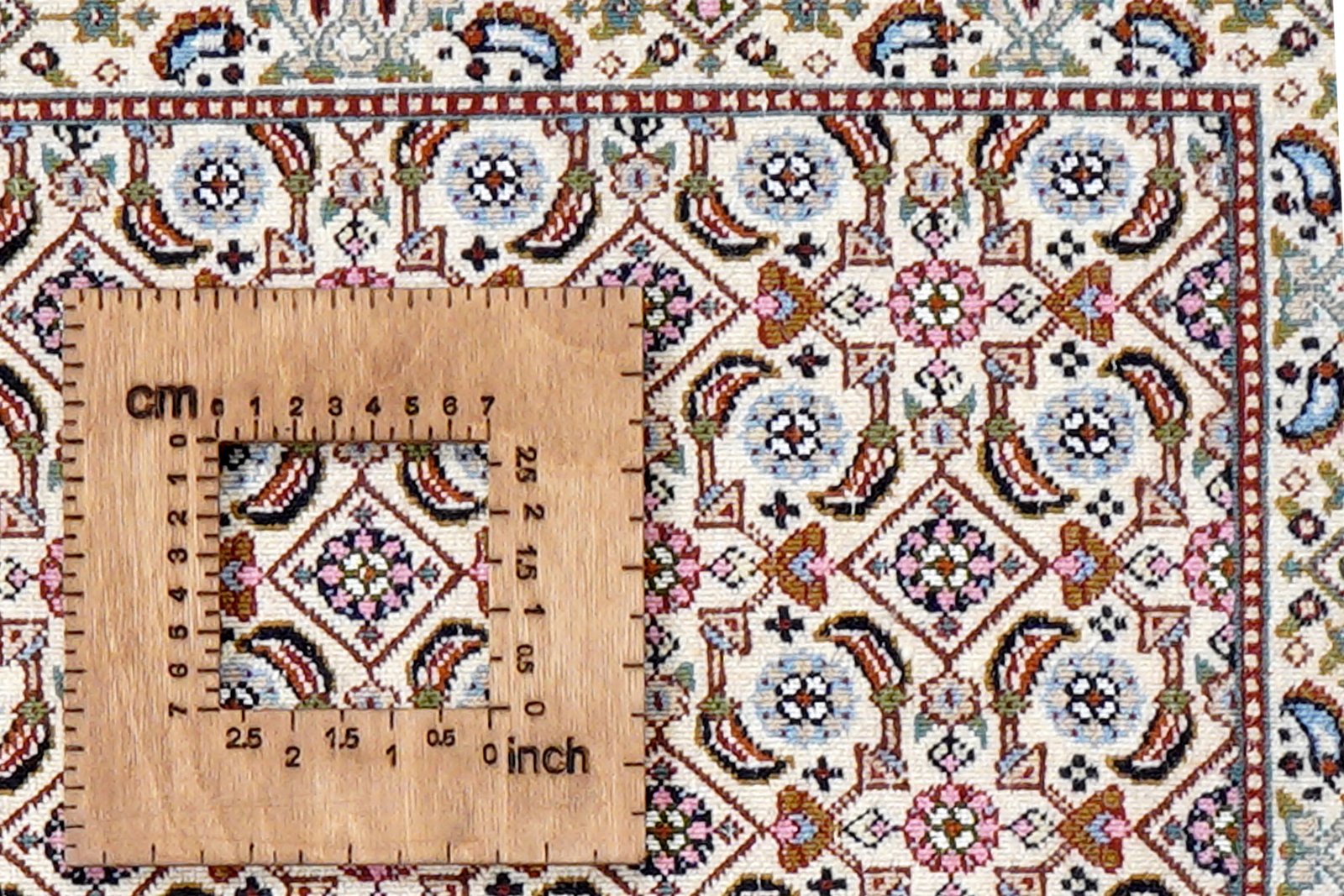 Moud Mahi — Hand-knotted, 39x61 cm, Beige, 100% Virgin Wool | View 8